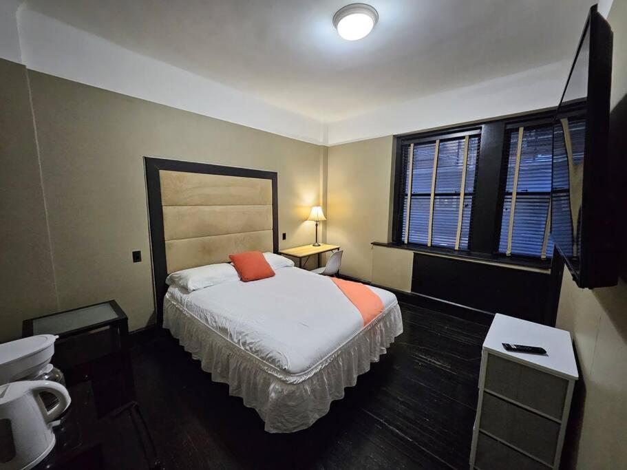 Hotel-Studio @ The Mansfield Midtown นิวยอร์ก ภายนอก รูปภาพ